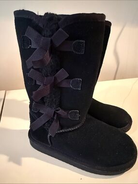 Koolaburra Black Suede Faux-Shearling Bow Mid-Calf Winter Boots girls size 12